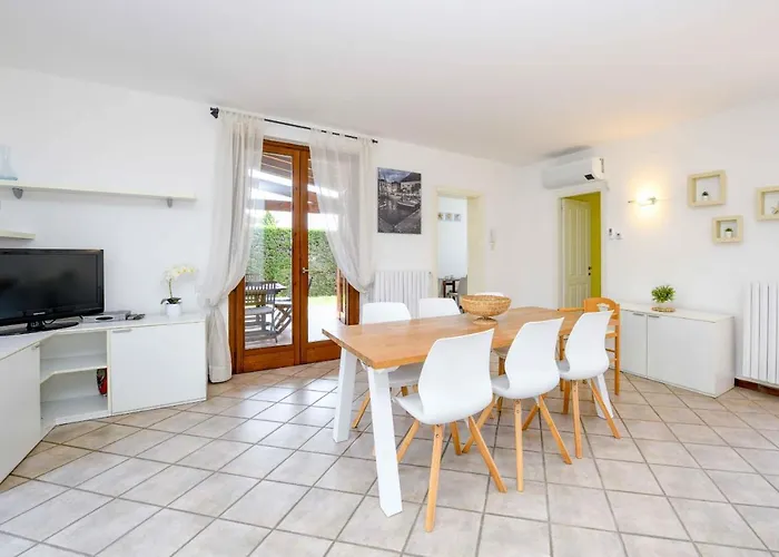 Alpehytte Gardaliva - & Garden By Garda Manerba del Garda