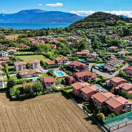 Dağ evi Gardaliva - & Garden By Garda Manerba del Garda